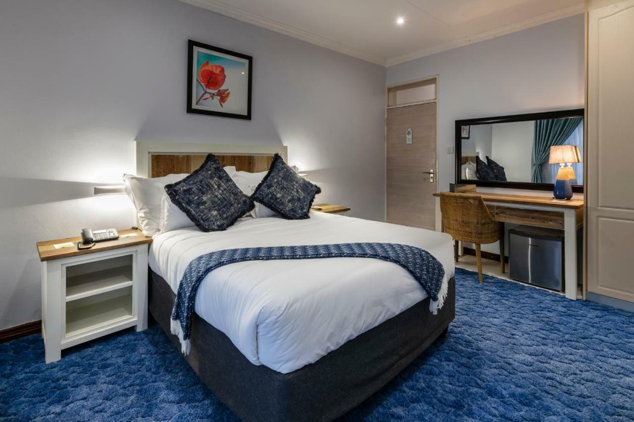 גאבורון Orchid Luxury Boutique Guesthouse מראה חיצוני תמונה