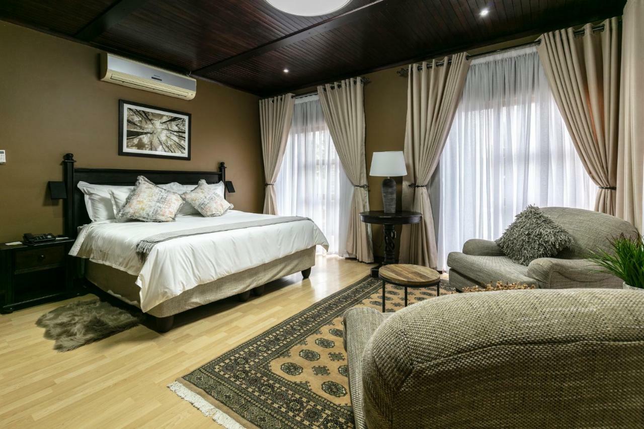 גאבורון Orchid Luxury Boutique Guesthouse מראה חיצוני תמונה