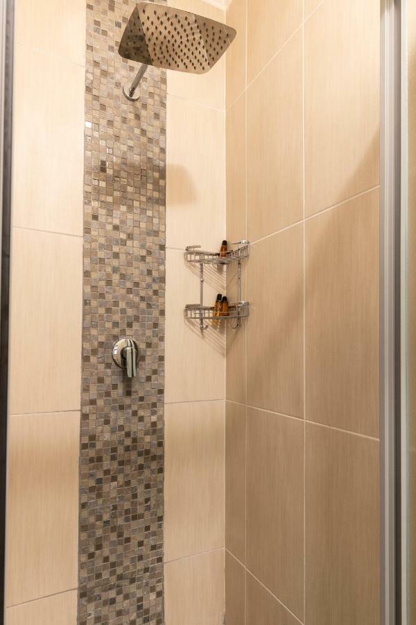 גאבורון Orchid Luxury Boutique Guesthouse מראה חיצוני תמונה